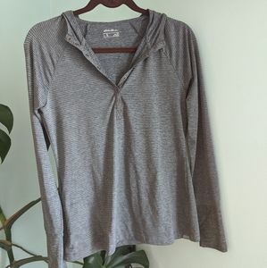 Eddie Bauer stretch active hooded top. Striped, S